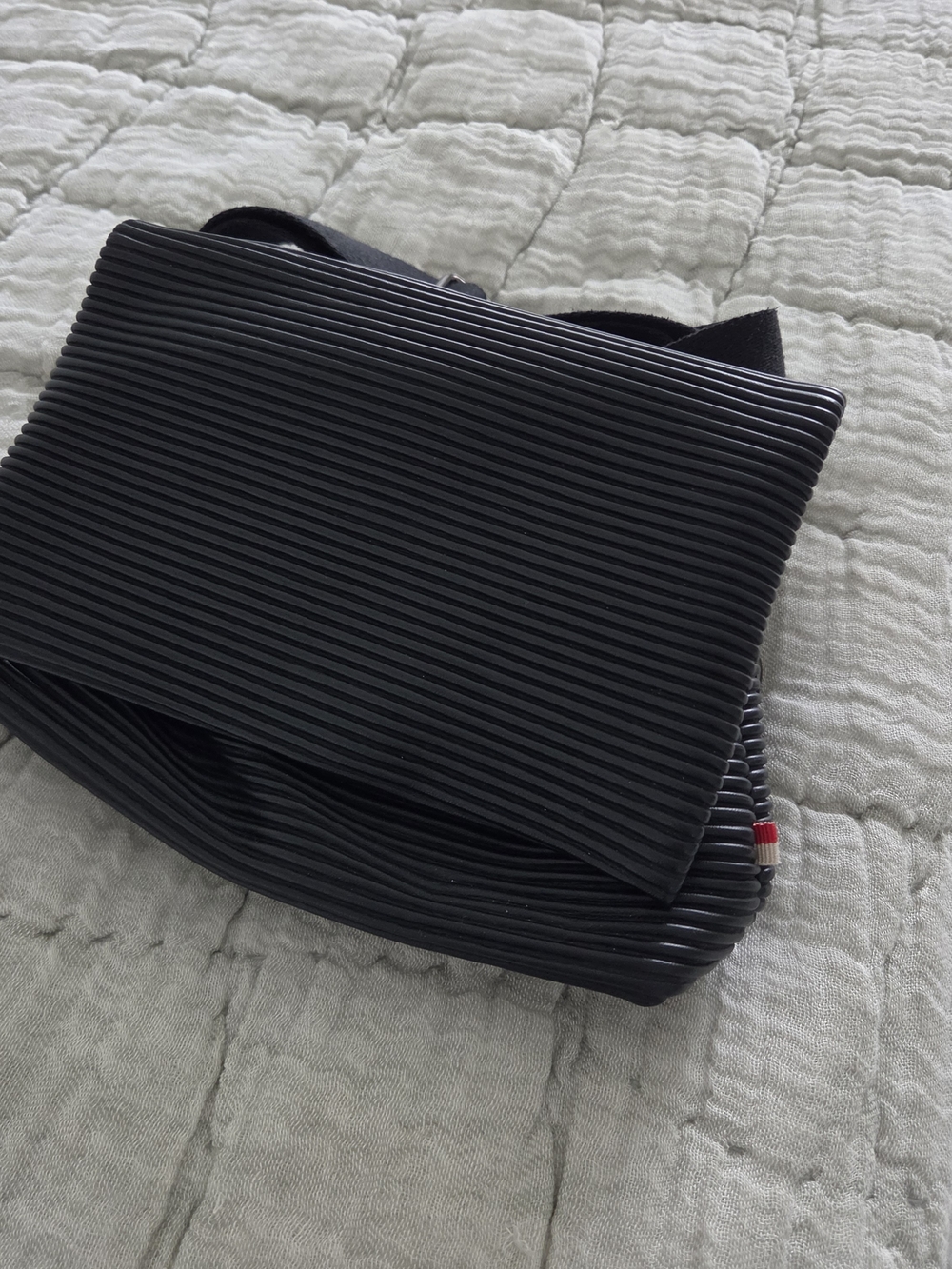Textured Black Ribbed Crossbody Bag for Women